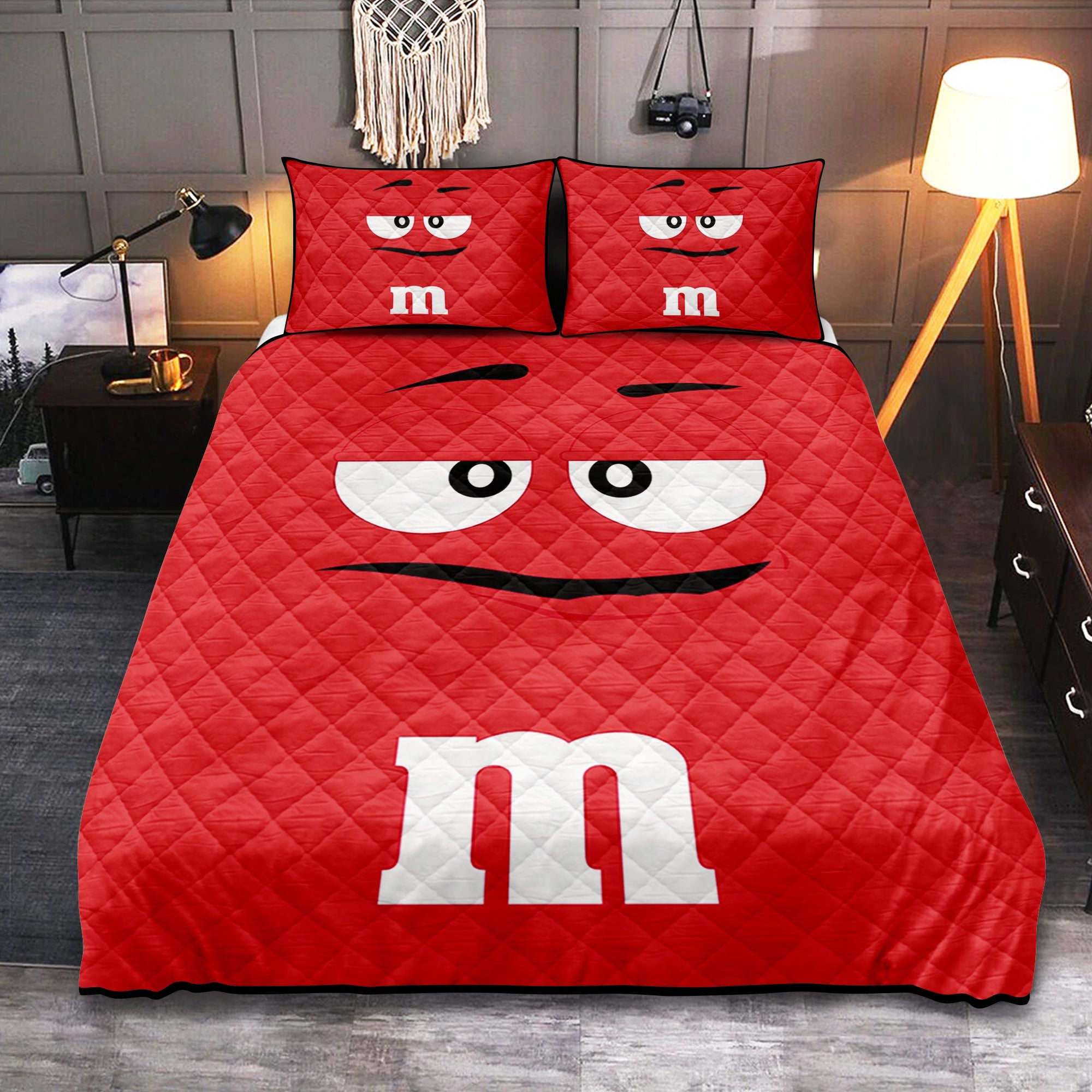 Chocolate M&M Red Quilt Bed Sets Nearkii