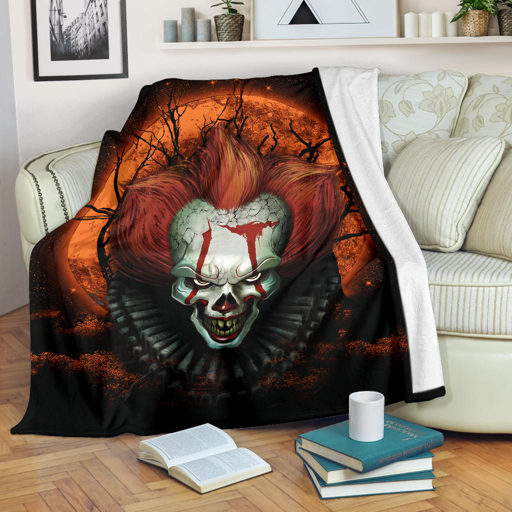 It Horror Movie Moonlight Premium Blanket Nearkii