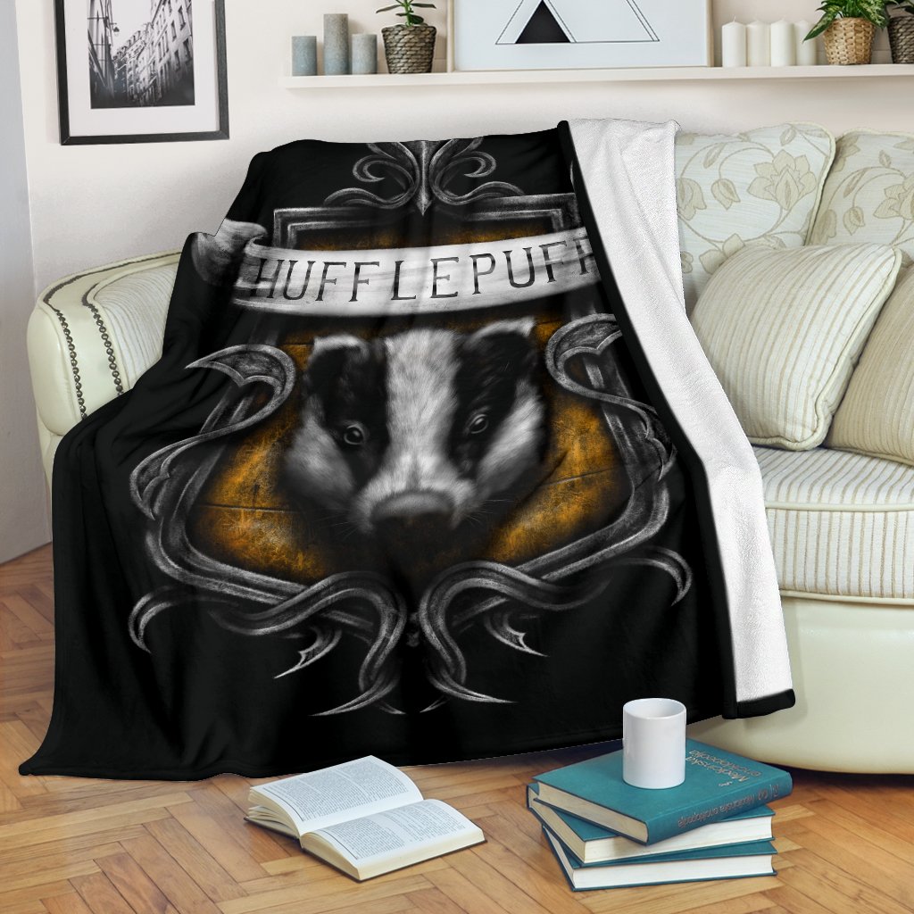 Hufflepuff Premium Blanket Nearkii